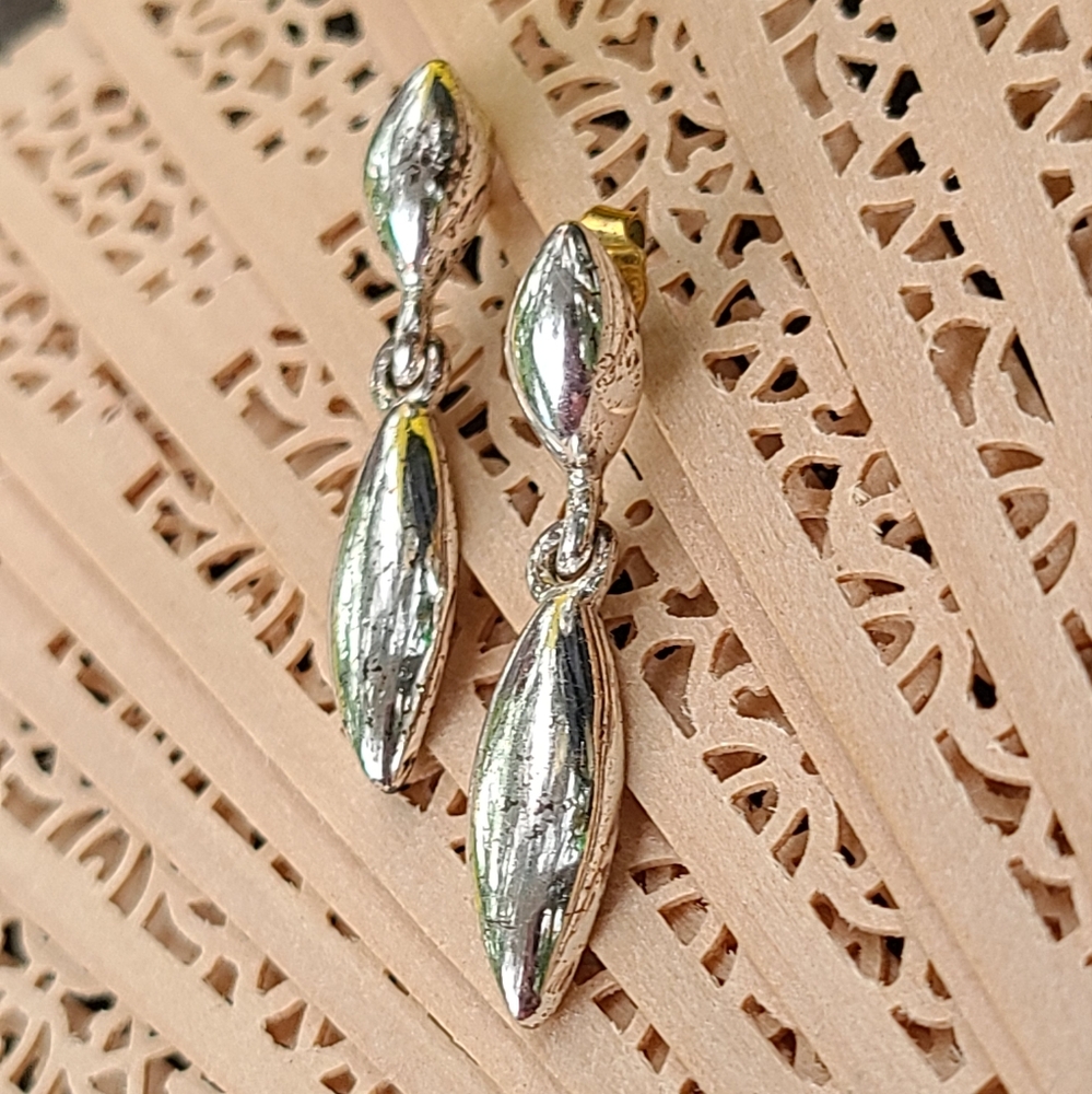 Classic ladies Earrings for sale